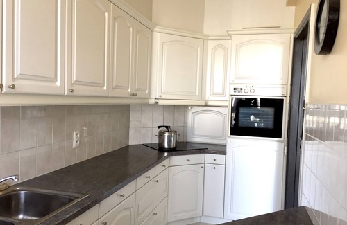 South Antwerp Appartement | Comfort and view in center Antwerp South, elevator, private parking possible