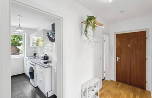 Geesthacht Appartement | OARA Comfort Home, 3 bedroom apartment incl. TV, coffee and tea + balcony