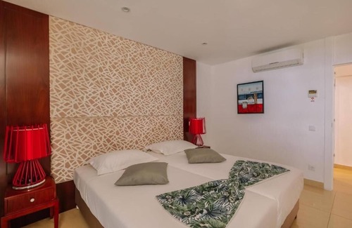 Oura Hôtel | Comfort by the Beach! 1BR Apartment w/Kitchenette, Walk to the Beach | 4 Units