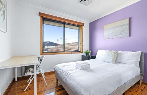 Liverpool Maison | Comfort & Calm - Double Room on a Quiet Crescent in Liverpool - Shared Bathroom