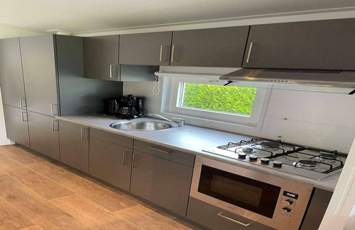 Lathum Chalet De Ski | Chalet confort au bord d'un lac récréatif