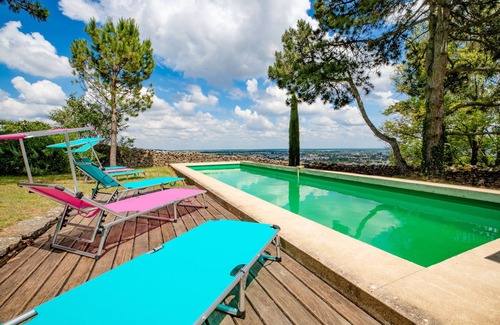 Beaune Maison | CONFORT, CHARME, PISCINE ET VUE EXCEPTIONNELLE