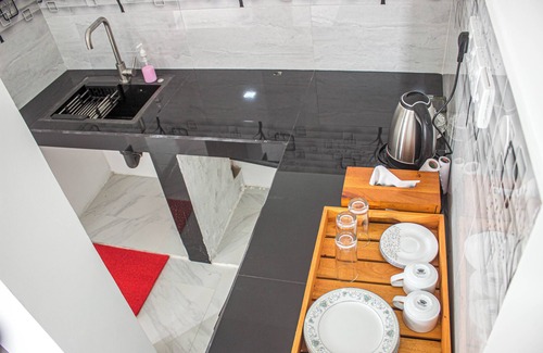 Andiambalama Appartement | Comfort Close to Colombo Airport”