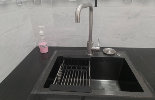 Andiambalama Appartement | Comfort Close to Colombo Airport”