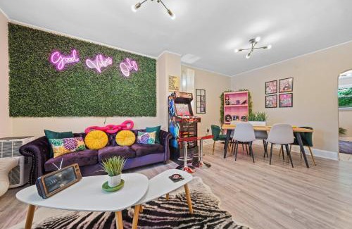Royersford Appartement | Comfort, Fun, and Retro Retreat