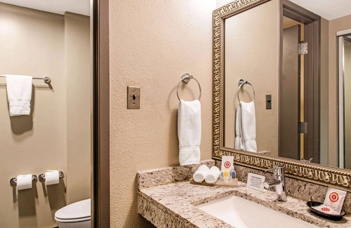 Lake Arbor Hôtel | Comfort Inn Largo-Washington DC East