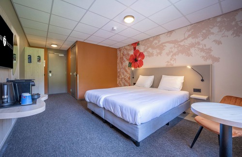 Lochem Hôtel | Comfort Meets Convenience — Free Parking, Indoor Pool, and a Soothing Vibe