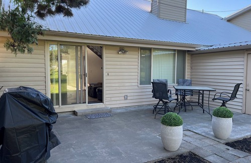 Umatilla Copropriété | Comfort on the Golf Course - 3 bedroom Condo in McNary
