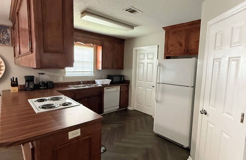 Valdosta Maison | Comfort & Space · 3BR, 2BA · Perfect for Families & Groups