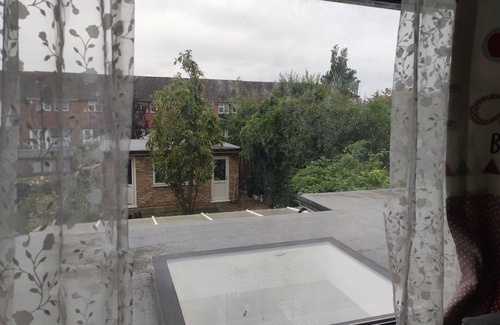 Highams Park Maison | Comfort Spacious Double Room in Chingford, London Room 2