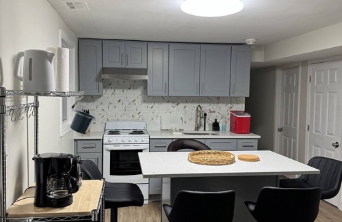 Centereach Maison | Comfort Stay by Stony Brook University & Hospital