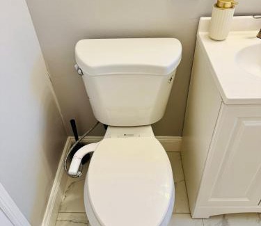Centereach Appartement | Comfort Stay by Stony Brook University & Hospital