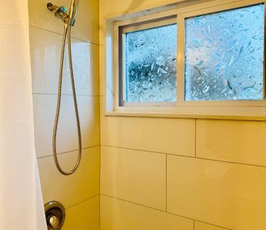 Centereach Appartement | Comfort Stay by Stony Brook University & Hospital