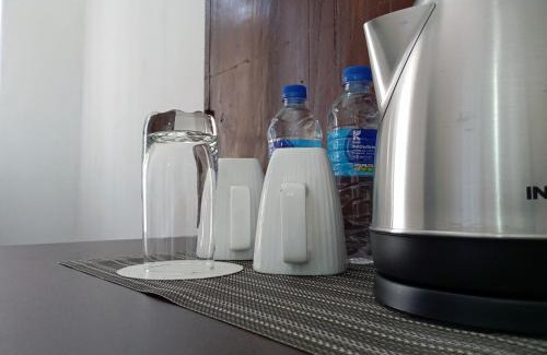 Peliyagoda Appartement | Comfort Stay with AC WiFi and Hot Water near Colombo