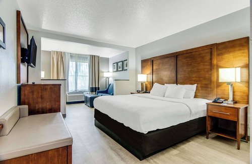 Lansing Hôtel | Comfort Suites near I-80 and I-94