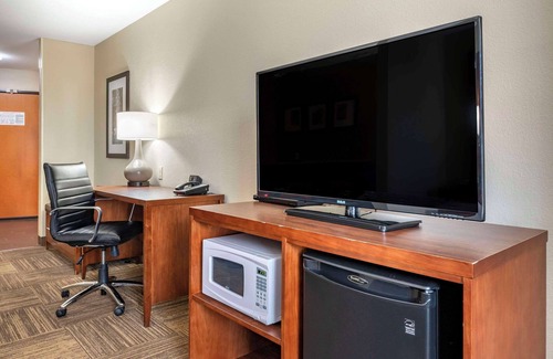 Urbana Hôtel | Comfort Suites Urbana Champaign, University Area