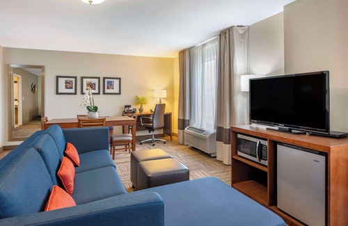 Urbana Hôtel | Comfort Suites Urbana Champaign, University Area