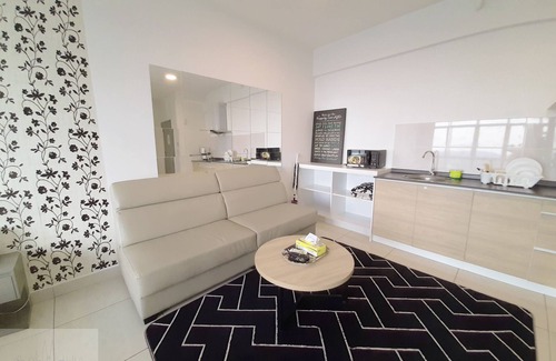 Bangi Sentral Hôtel | Comfort Zone Premium Guesthouse Evo1