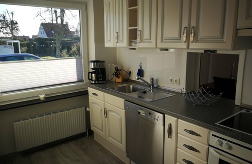 Landkirchen Appartement | Comfortable vacation home with garden and terrace in Landkirchen on Fehmarn