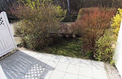 Kuhlungsborn Ost Appartement | Comfortable vacation apartment with covered terrace and garden in Kühlungsborn
