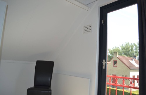 Hernen Maison | Comfortabel 6p Vakantiehuis met Laadpaal op Kindvriendelijk Park met Zwembad