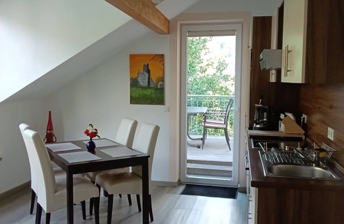 Wolf Appartement | Appartement confortable et d'un balcon avec vue exceptionnelle sur le fleuve