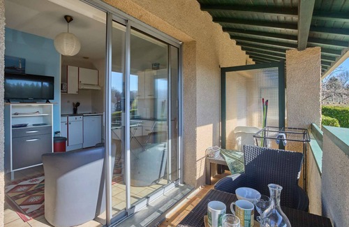 Barbotan-les-Thermes Appartement | Comfortable T1 Bis with Balcony and Free Wi-Fi, Near Thermal Baths