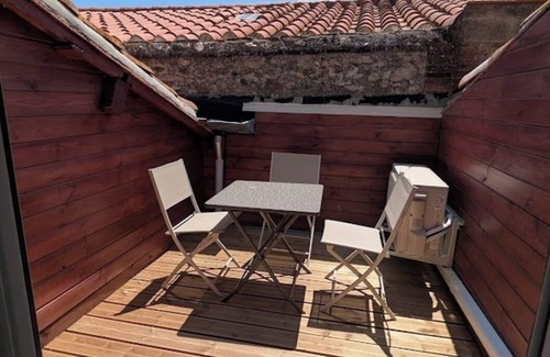 Corneilla-del-Vercol Appartement | Comfortable 80 m2 self-contained studio, 10 minutes from the sea.