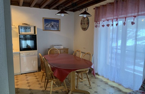 La Roche Chalet De Ski | Chalet confortable et tout confort - 6 à 8 places - La Plagne.