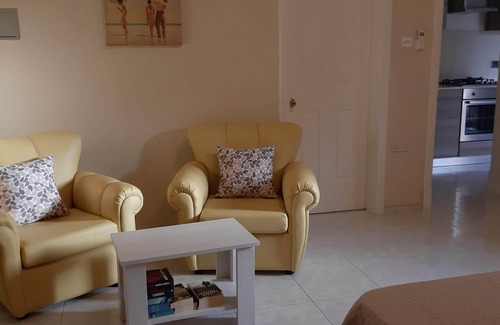 Santa Maria Estate Villa | Comfortable,1 bedroom apt sleep 2/3 persons with AC, swimming pool, & Wi-Fi.