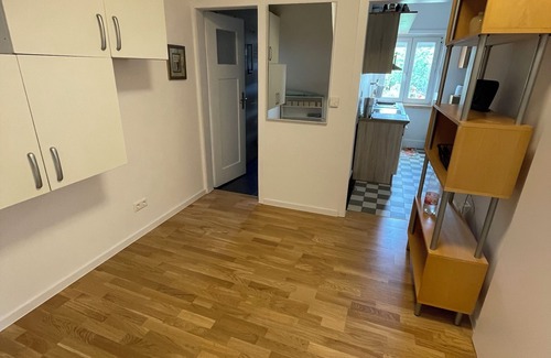 Stuttgart Appartement | Comfortable 2-bedroom apartment with WiFi in Lovely Plieningen!