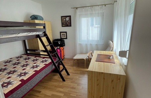 Stuttgart Appartement | Comfortable 2-bedroom apartment with WiFi in Lovely Plieningen!