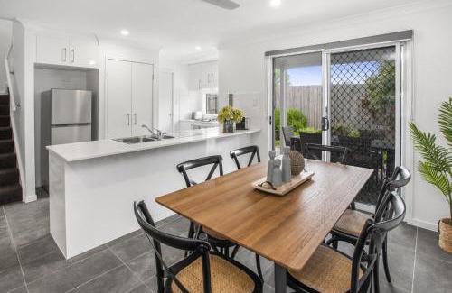 Taigum Maison | Comfortable 3-Bed Retreat Close Parks