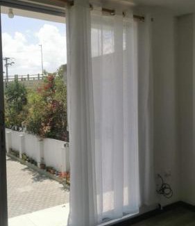 Calderon Appartement | Comfortable 3 bedroom house near the airport Quito and Portal