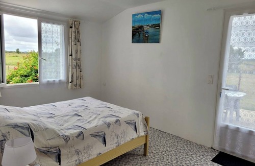 Bois-de-Cene Maison | Comfortable 4-person house with enclosed garden. Pets welcome!