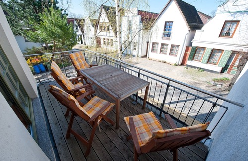Warnemuende Appartement | confortable appartement 4 étoiles avec terrasse sur le toit, calme et central