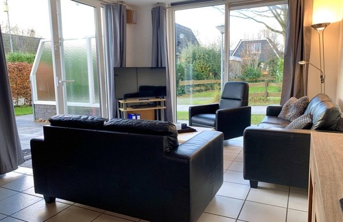 Sint Maartensvlotbrug Maison | Comfortable 6-person vacation home in Campanula Park, 3 bedrooms, WLAN