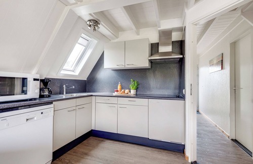 Gramsbergen Maison | Comfortable 6-person bungalow with dishwasher and washing machine, located by greenery or water in the Vechtdal – enjoy comfort and plenty of activities for all ages!