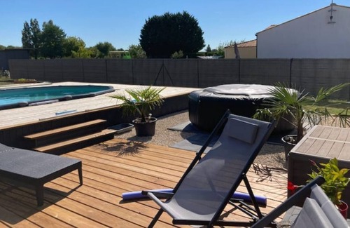 Meursac Appartement | Comfortable accommodation for 6 people