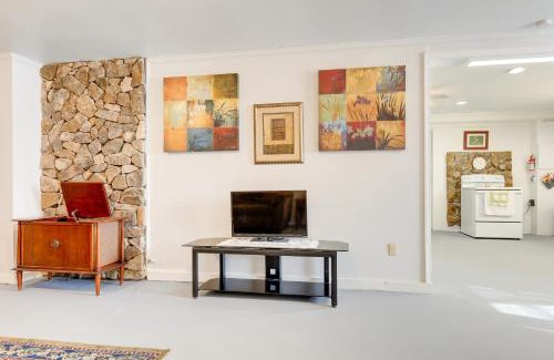 Jackson Appartement | Comfortable Alabama Apartment Pets Welcome!