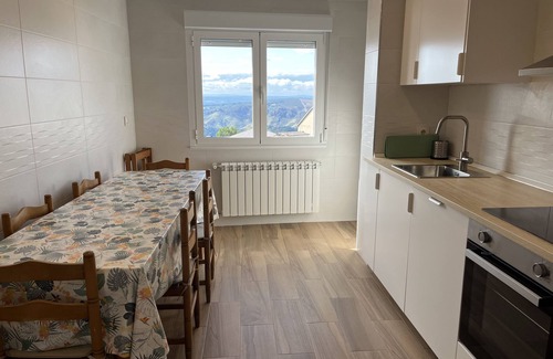 Castro Caldelas Appartement | Comfortable and quiet apartment in the old town of Castro Caldelas
