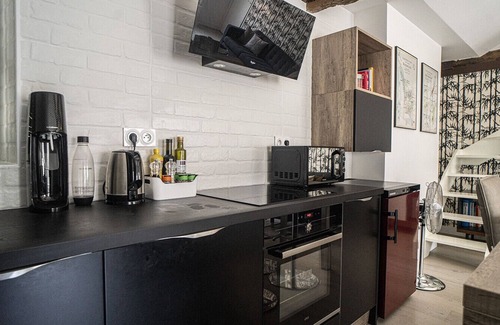 Porte-Saint-Martin Appartement | Confortable et lumineux de 50 m² à Paris 10ème.