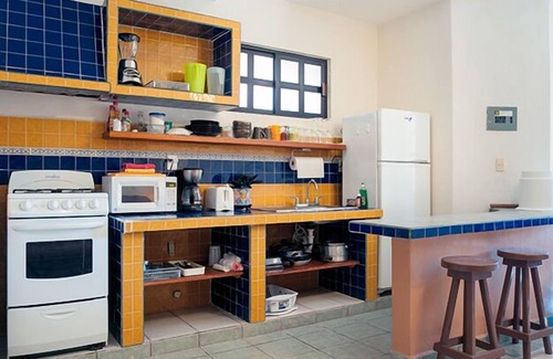 Puerto Morelos Appartement | Appartement confortable, cuisine bien équipée à côté de la piscine scintillante