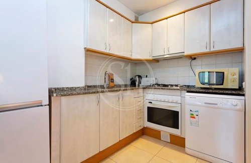 Sants-Badal Appartement | Comfortable apartment in Sants