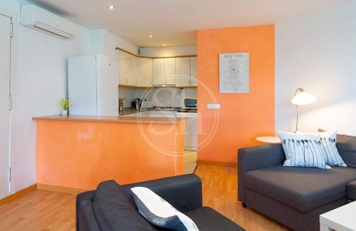 Sants-Badal Appartement | Comfortable apartment in Sants
