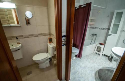Plasencia Appartement | Comfortable Apartment in Plasencia, 75 m² with Balcony