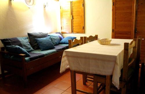 Seia Appartement | Comfortable Apartment in Seia with Terrace and Fireplace