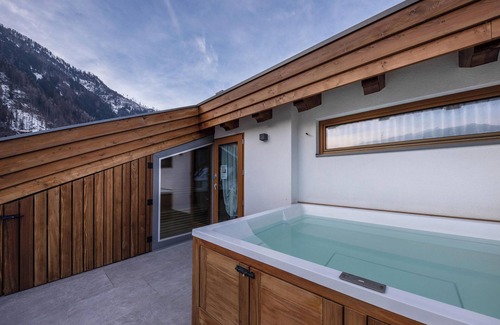 Predazzo Appartement | Appartement confortable "Vacanze Arcobaleno - Azzurro" avec vue sur les montagnes