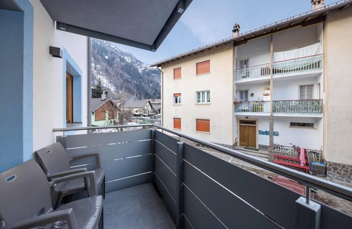 Predazzo Appartement | Appartement confortable "Vacanze Arcobaleno - Blu" avec vue montagne