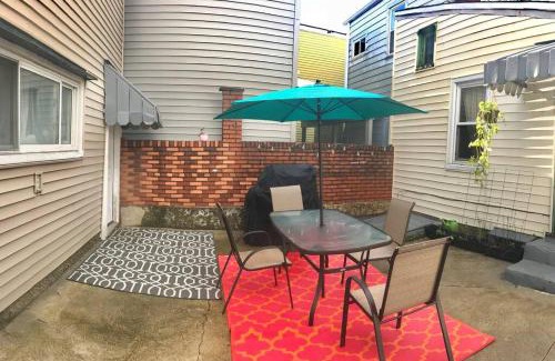 Bloomfield Appartement | Comfortable Apartment - Pittsburgh's Little Italy